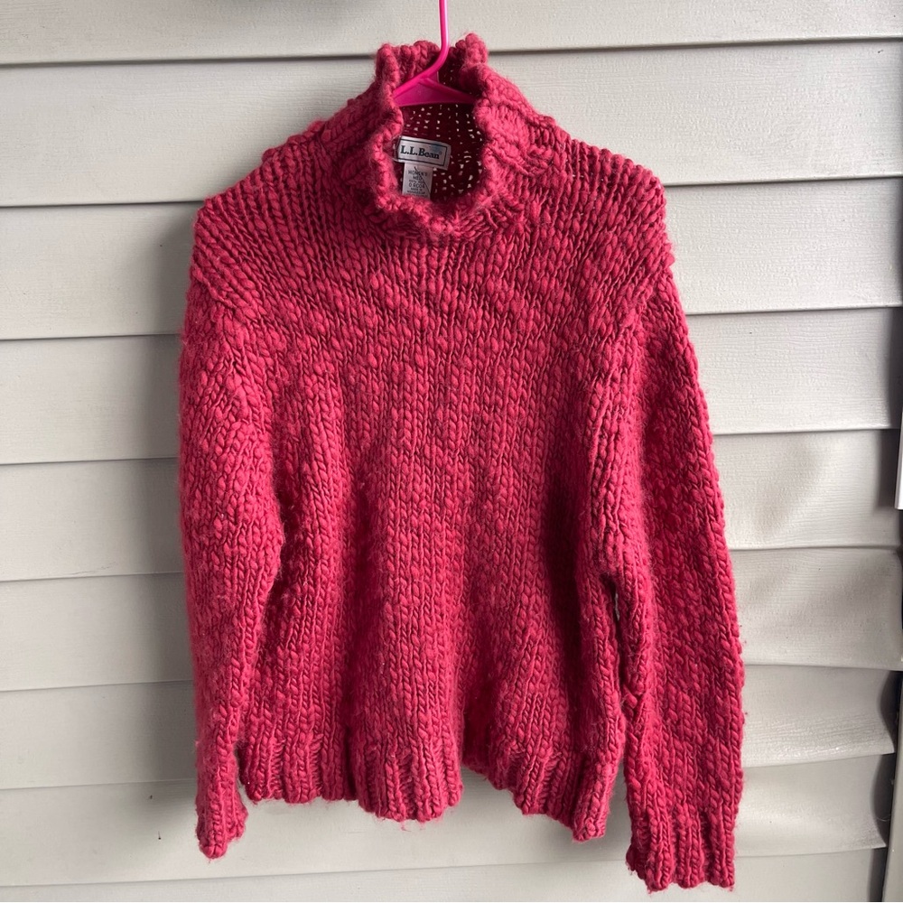 LL Bean Women's 100% Wool Sweater Mock Neck Size M Red Chunky Slouchy Cozycore